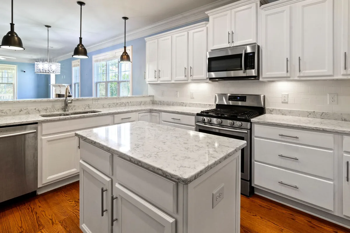 Filth & Squalor Cleanup in Tompkinsville / Stapleton / Clifton / Fox Hills, New York, NY
